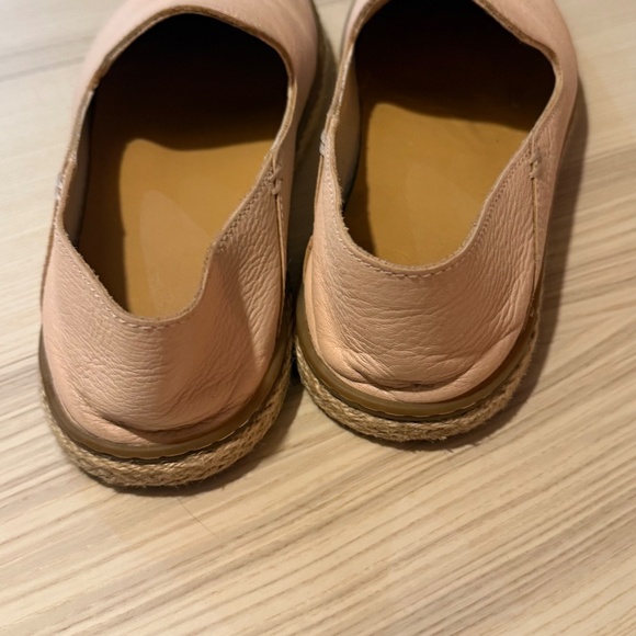 Roots Leather Espadrille Flat - Size 8, Rose Pink - Picture 3 of 5